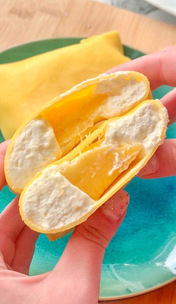 Hong Kong Style Mango Pancake